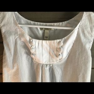 Banana Republic Sleeveless Shirt!